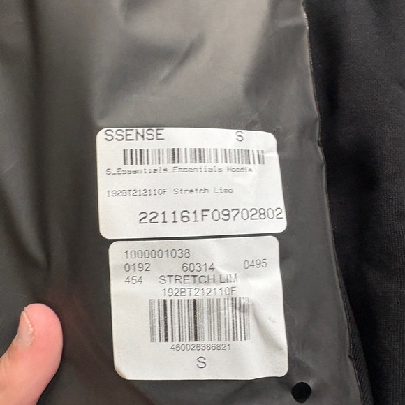 Essentials hoodie stretch limo small Brand new - Picture 2 of 3